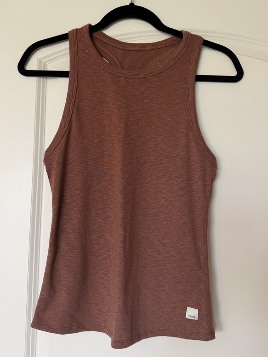 Vuori Tops - Vuori Women’s Racerback Sleeveless Tank Top - Rust